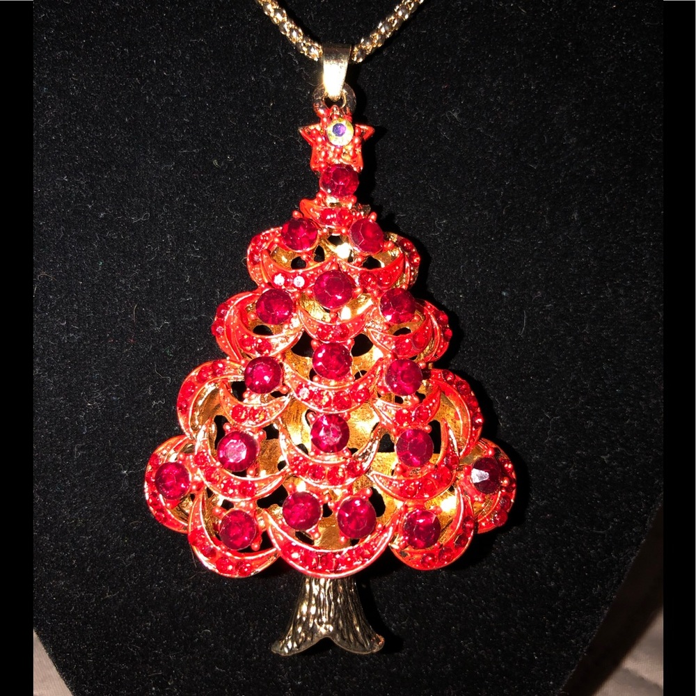 New Christmas Tree Pendant Necklace - Picture 4 of 4